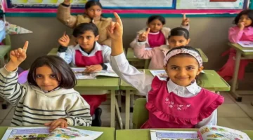 الدوام الحضوري مستمر.. وزارة التعليم تحذر من الغياب في المدارس خلال رمضان